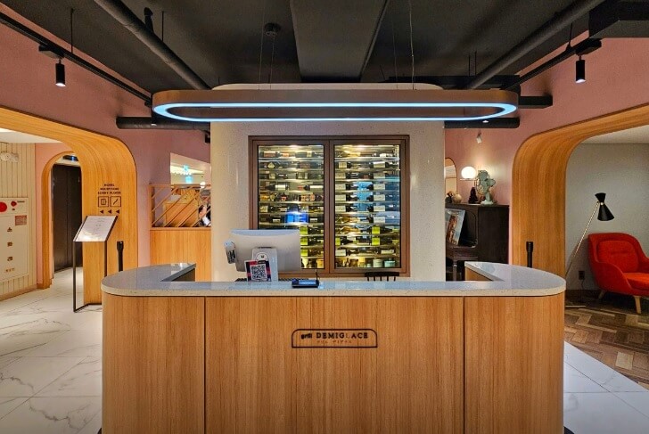 생생정보 오늘 또 방문 스타밥집 영화 친구 배우 서태화 추억의 맛 명동 함박스테이크 맛집 그릴데미그라스