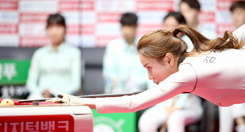 PBA 팀리그 포스트시즌 플레이오프 진출팀 - 하나카드 당구팀의 김진아 당구선수