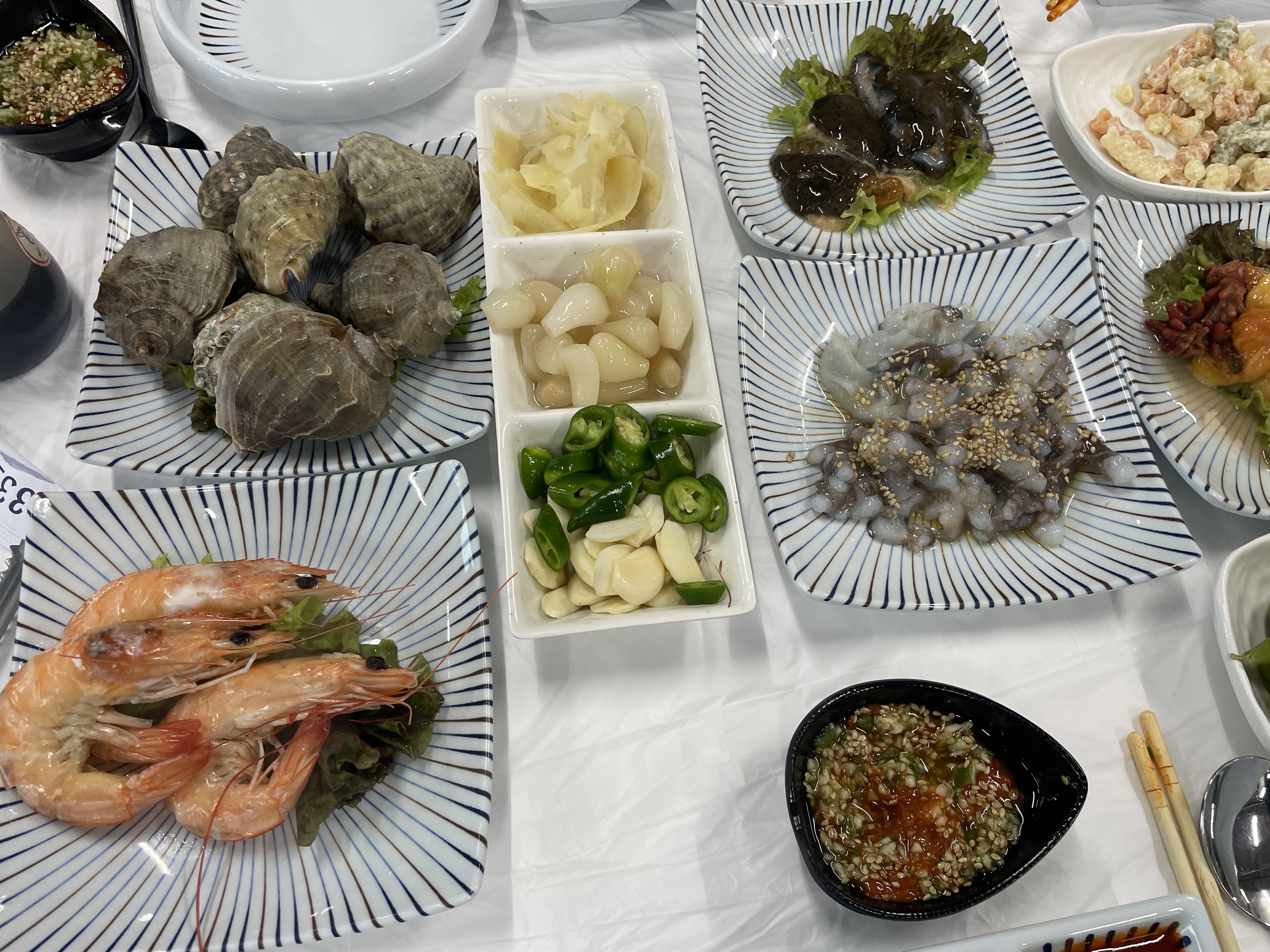 소라, 새우, 낙지, 해상, 멍게 모습