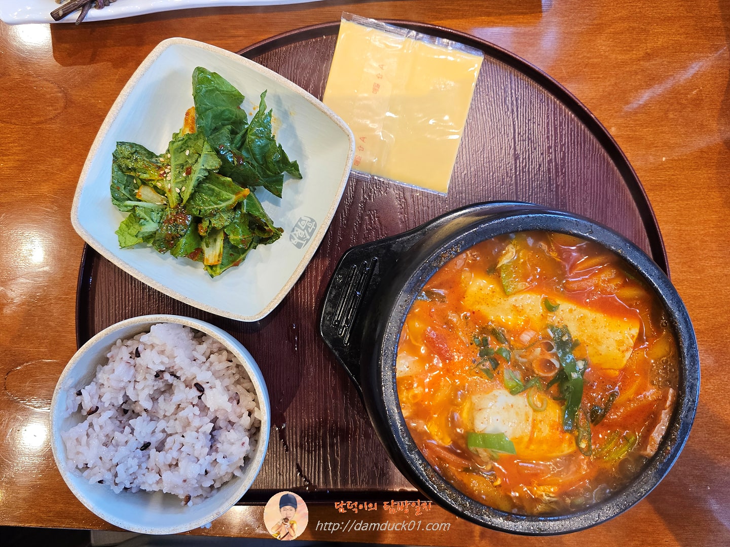 찌개정식(햄치즈순두부찌개)