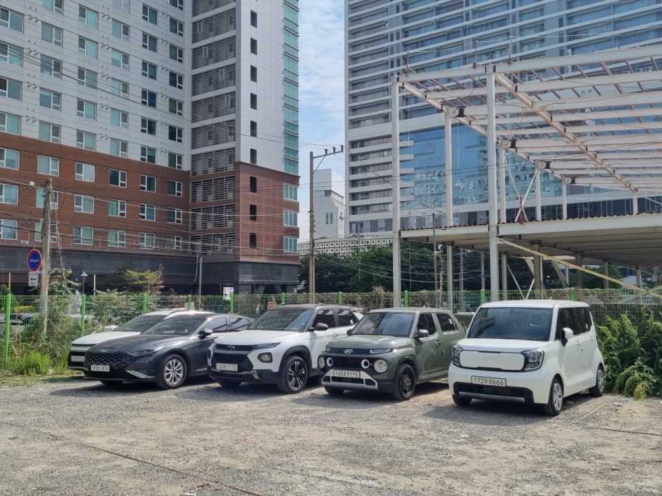 더 뉴 기아 레이를 픽업한 카셰어링 존입니다.