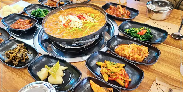 전남 신안 전장포항 맛집 황강달이 한상