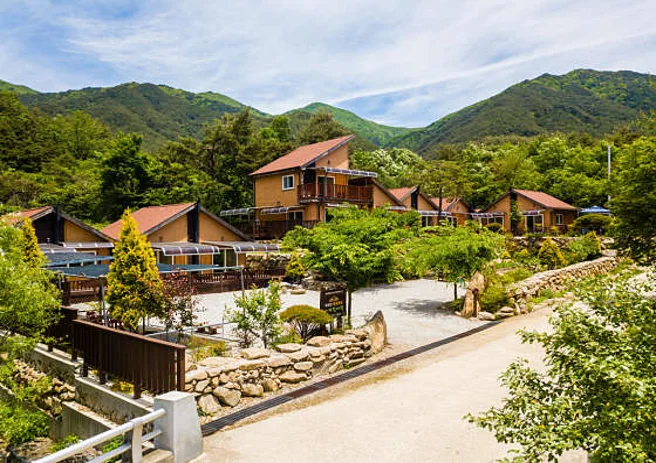 지리산 황토펜션 사계절여행