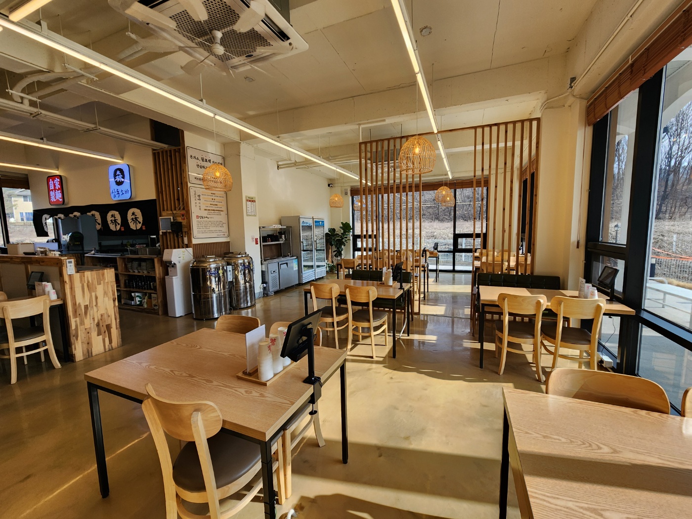 삼동소바내부모습