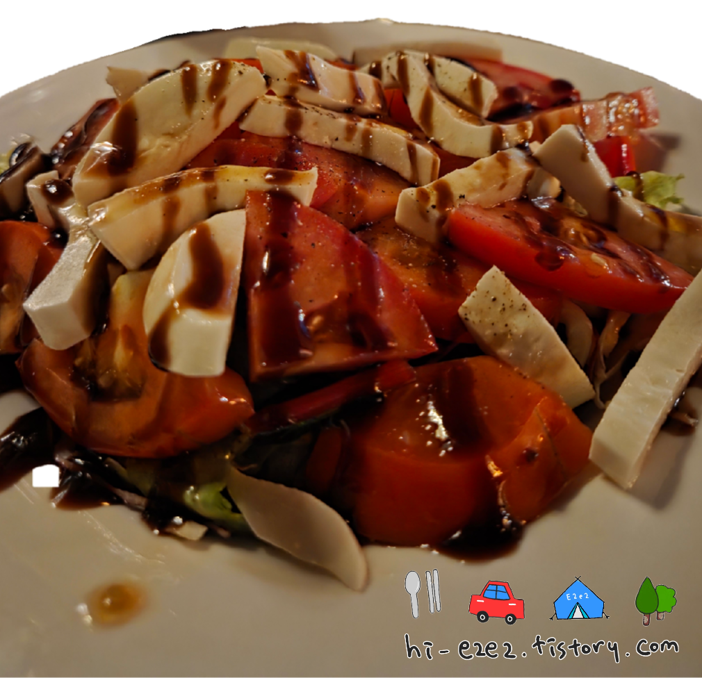 목포 칵테일바 플레잉몽크 카프레제샐러드