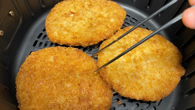 풀무원 통등심 돈까스 조리 사진