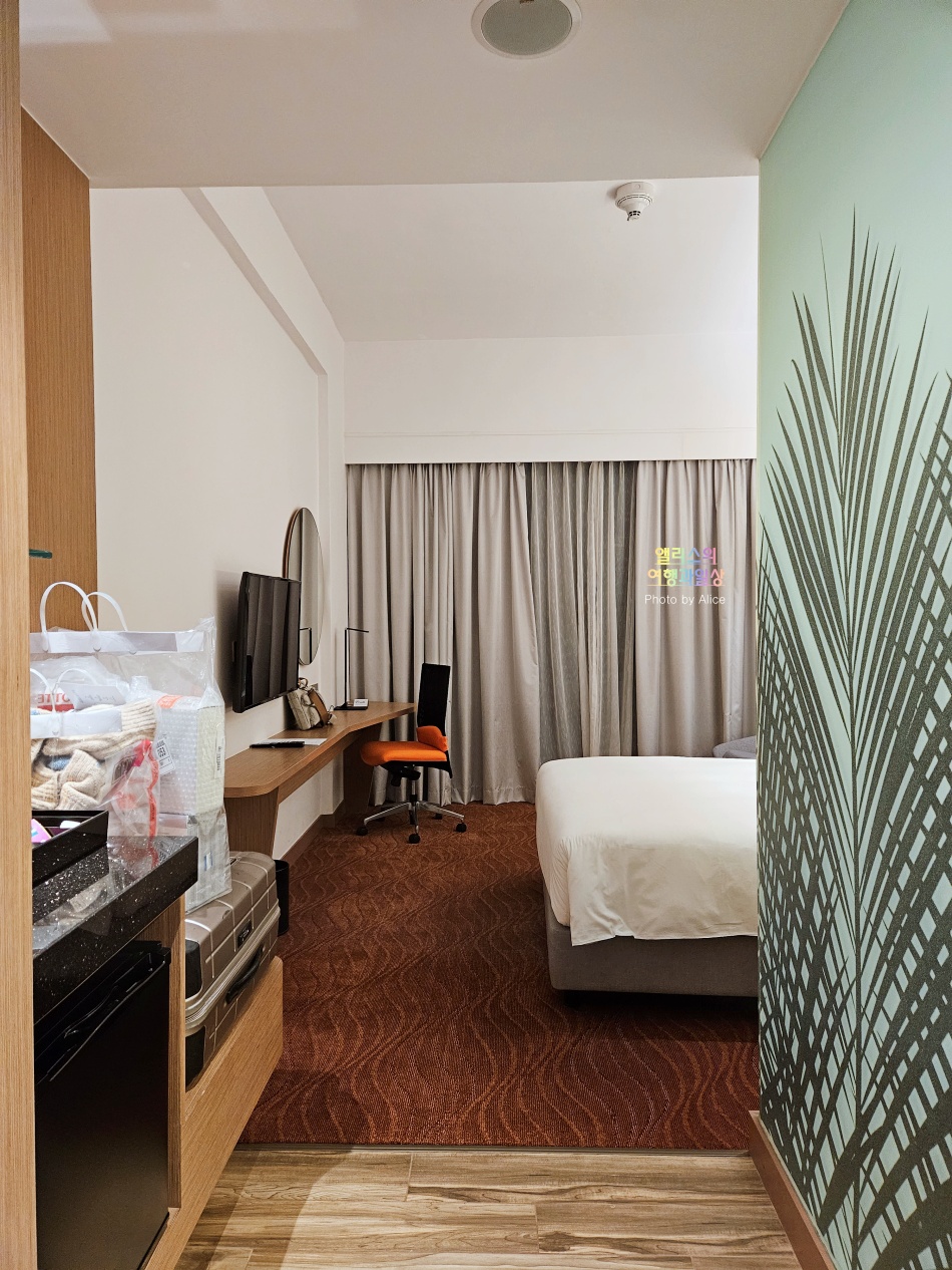 홀리데이 인 익스프레스 코타키나발루 시티 센터 스탠다드 룸 솔직후기