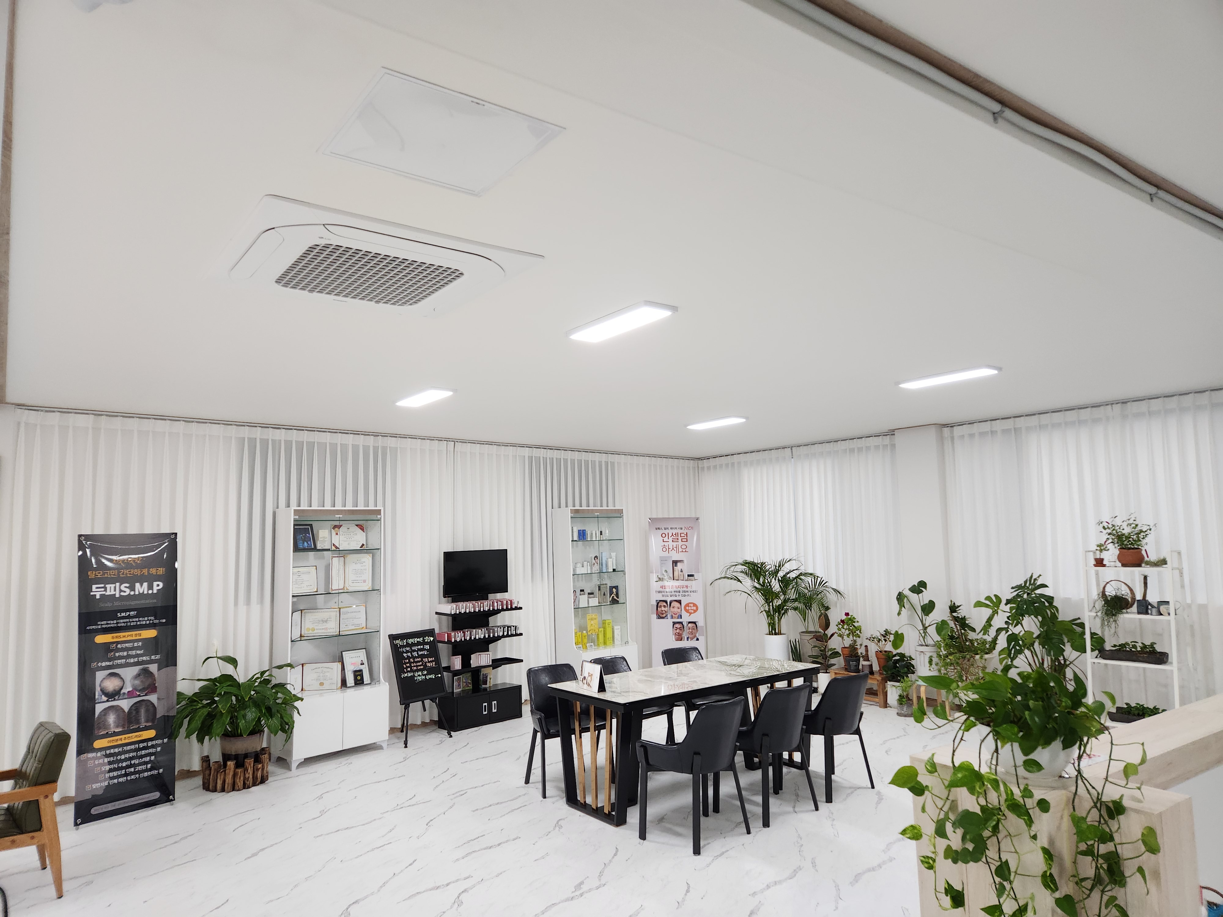 미미눈썹바비입술