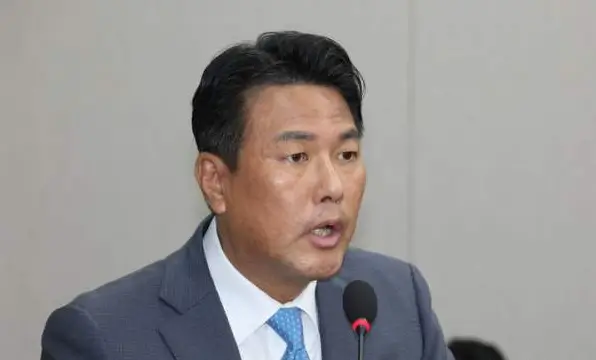 김태효