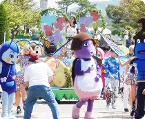 나비 퍼레이드쇼 사진