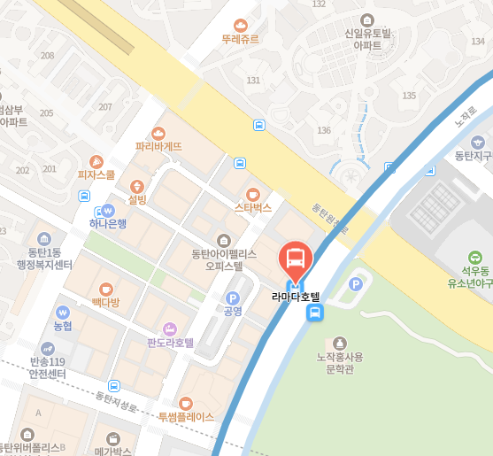 버스 정류장 위치 사진