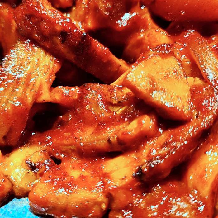 돈쭐내러왔습니다 갈현동 연신내 족발 보쌈 매콤 뼈구이 맛집