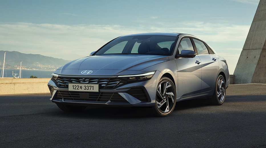 내구성 끝판왕 가성비 자동차 TOP 6 - 현대 아반떼