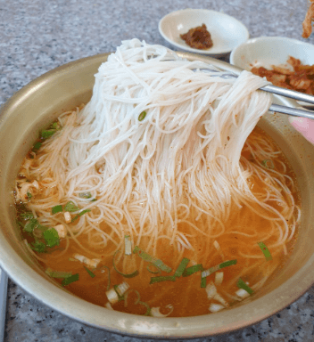 생방송투데이 추억의 잔치국수 할머니국수