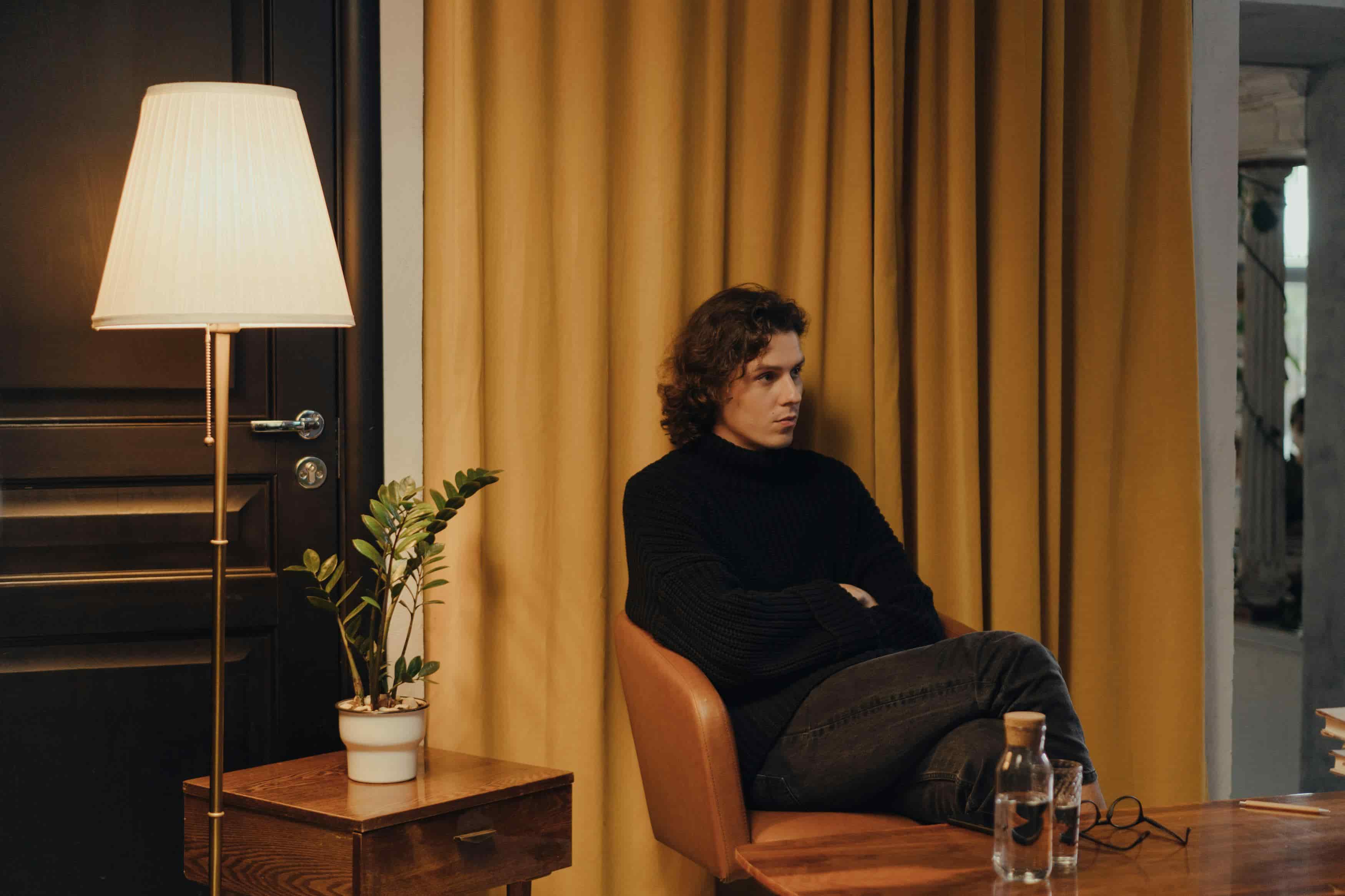 혼자 있는 조용한 느낌