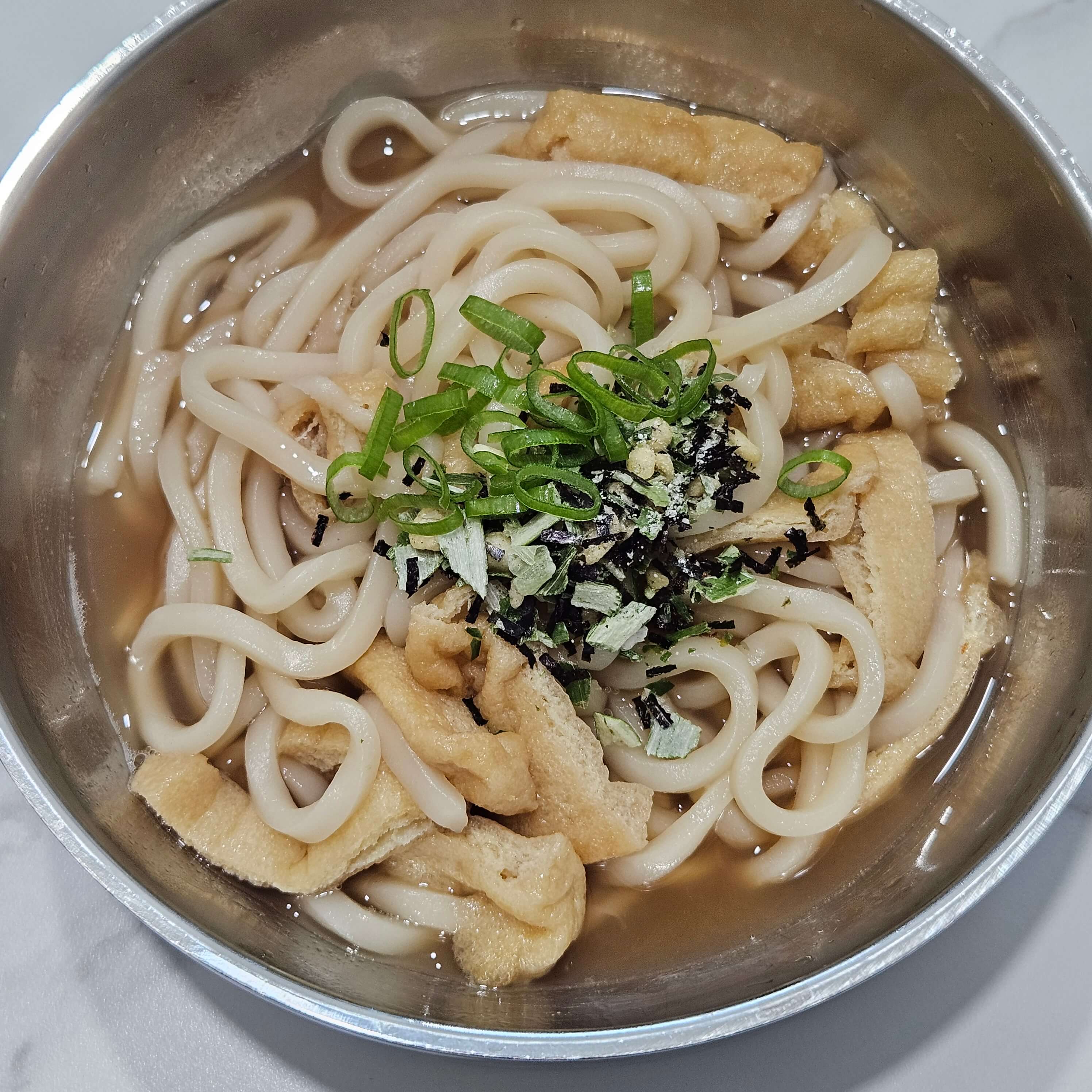 노브랜드 가쓰오우동 건더기 넣기