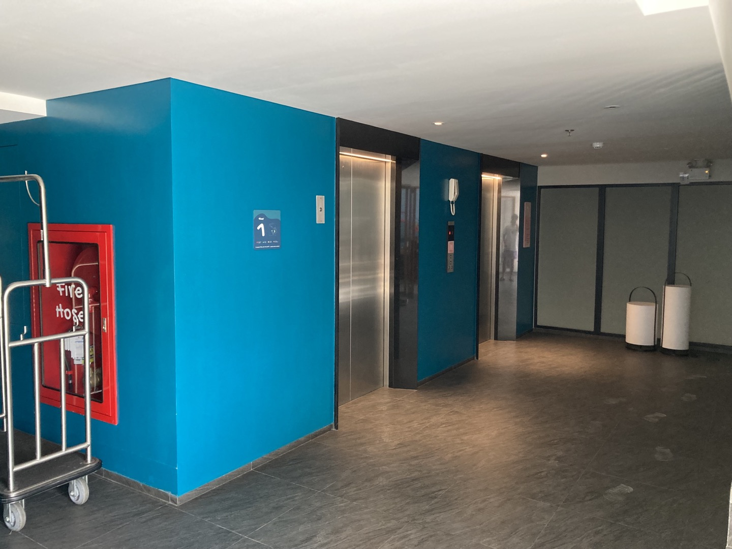 푸켓-까론비치-숙소-jonox-추천