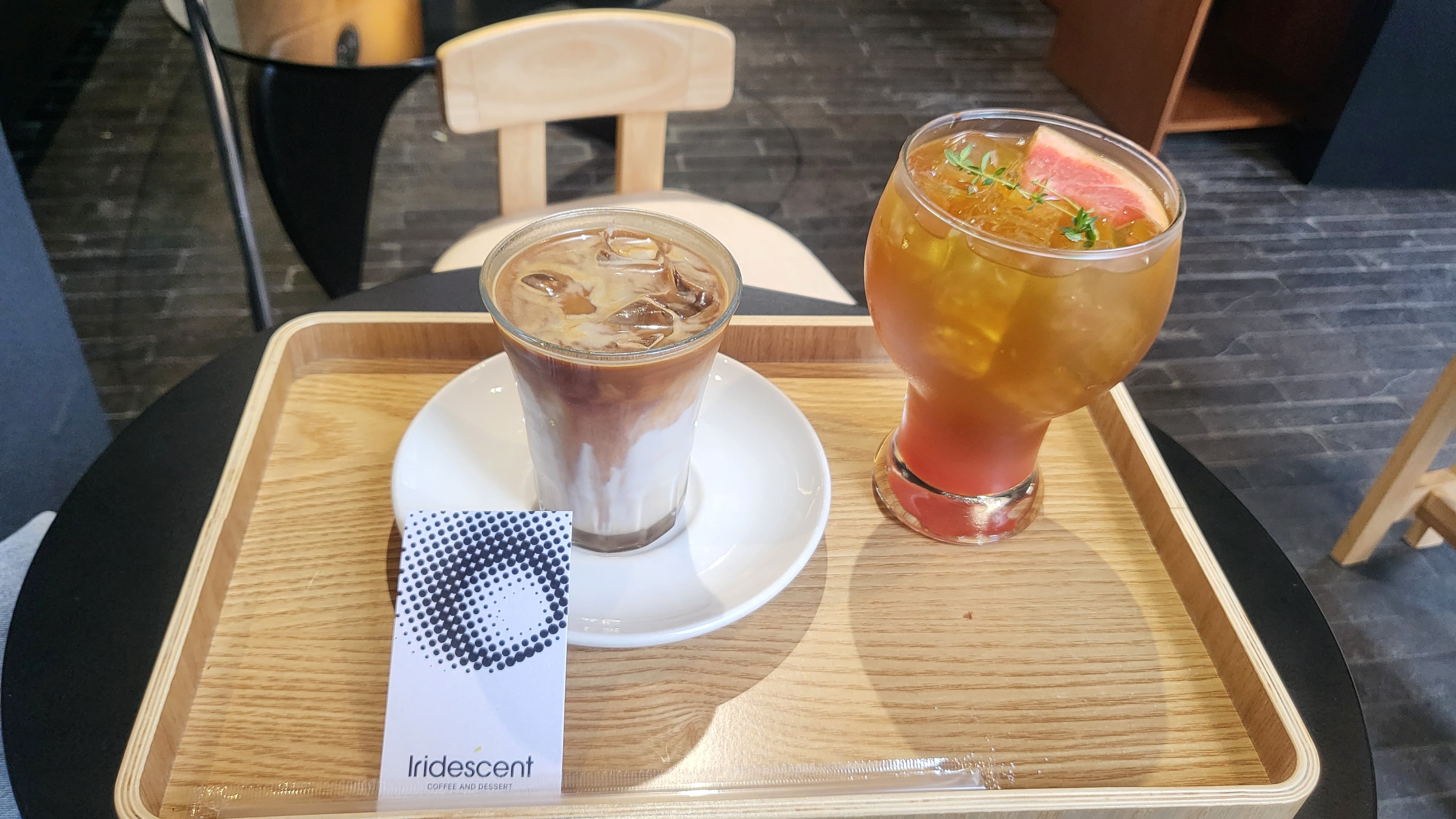 서울숲 성수동 커피맛집, 디저트 카페 Iridescent 이리데센트