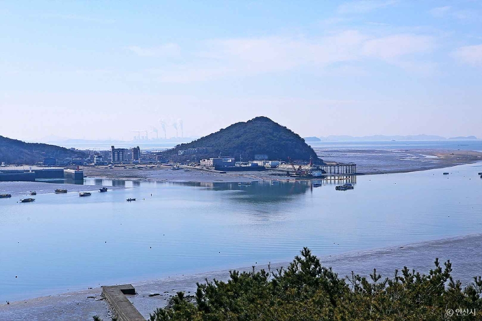 탄도항 누에섬