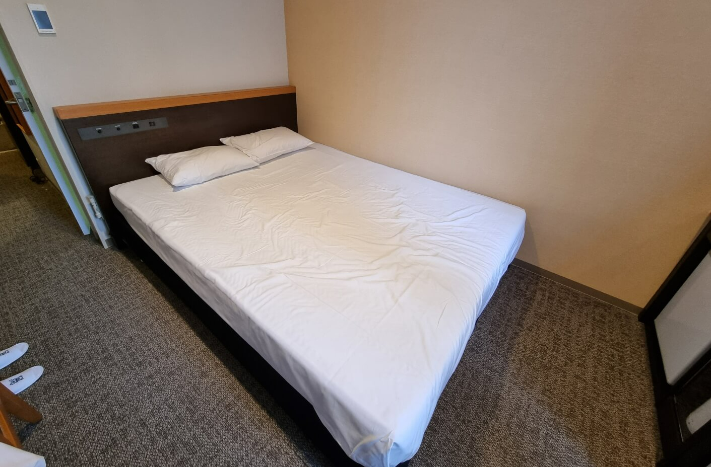 객실내부-침대크기