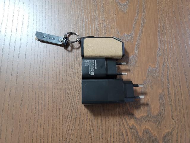 윈코 Gan PD 충전기 크기