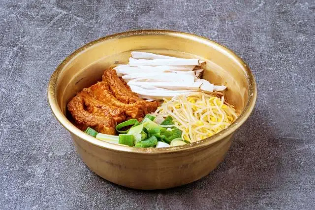 줄서는식당 박나래 입짧은햇님 극찬 신촌 매운 양푼 등갈비찜, 가마솥 곤드레밥, 메밀전 신촌역 맛집 소개