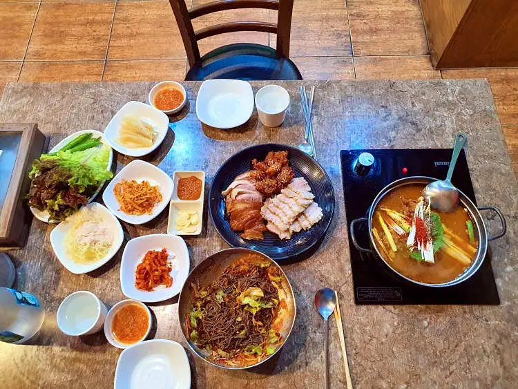 인천 간석오거리 1인 만5천원 족발, 불족발, 보쌈, 감자탕 무제한 무한리필 맛집 추천