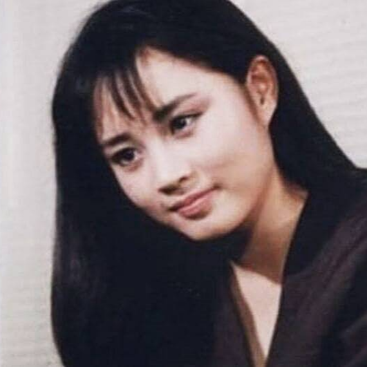 김혜수 데뷔