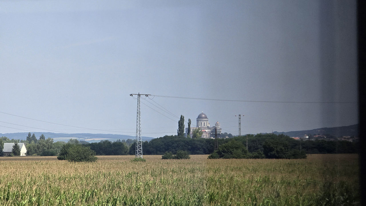 에스테르곰 근처