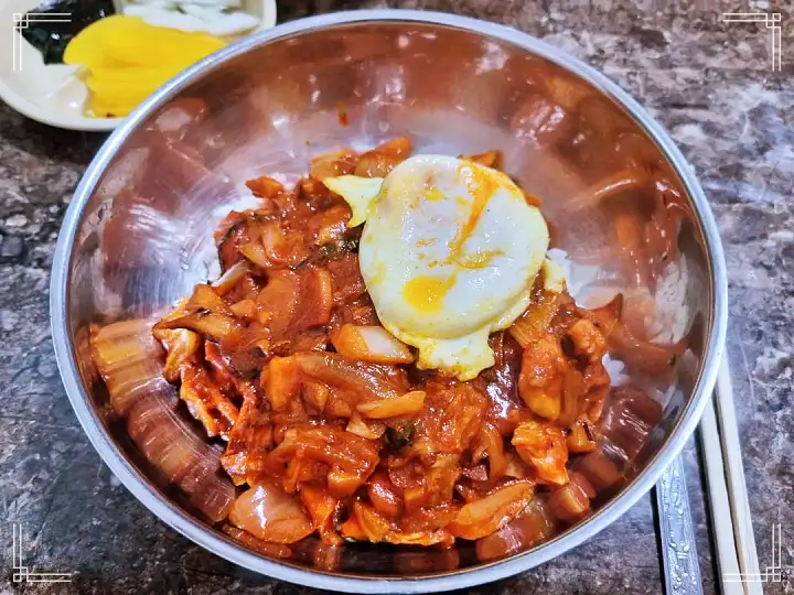 백반기행 40년 전통 달인 노포 중국집 문희경 편 비빔 짬뽕 탕수육 울진 맛집 소개