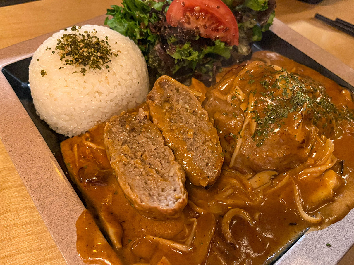 긴자료코 데미그라스 함박스테이크