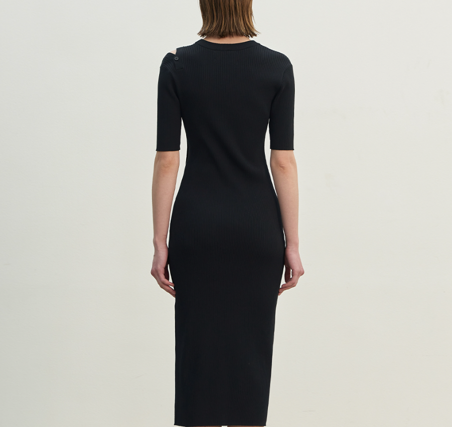 봄니트원피스 에센셜 헤바 컷아웃 니트 원피스 봄니트원피스의 정석을 보여주는 아이템