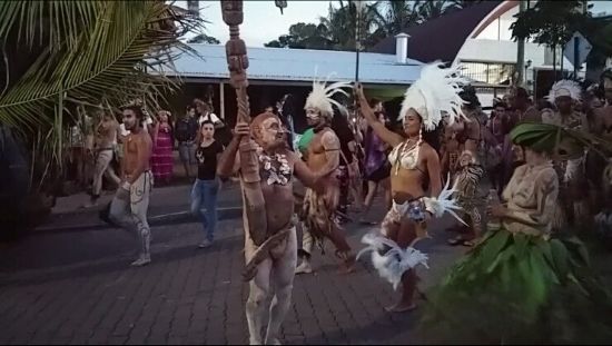 타파티 라파누이 축제 사진