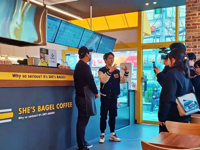생생 정보마당 목동 염창역 어니언 플레인 모짜렐라 초코 베이글 맛집