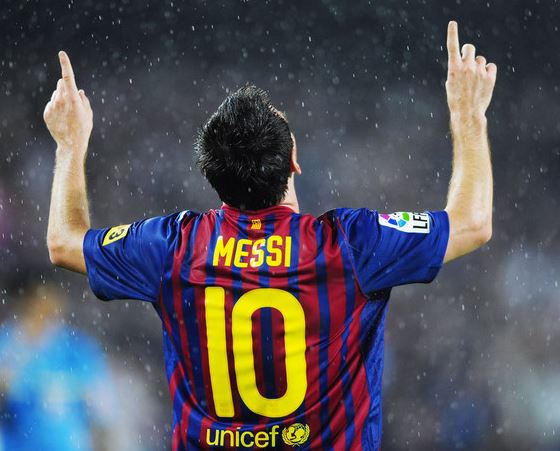 메시 연봉