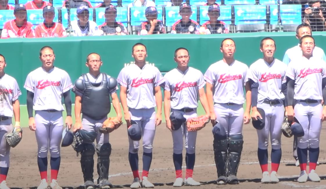 우승 후 교가를 부르는 교토국제학교 학생들