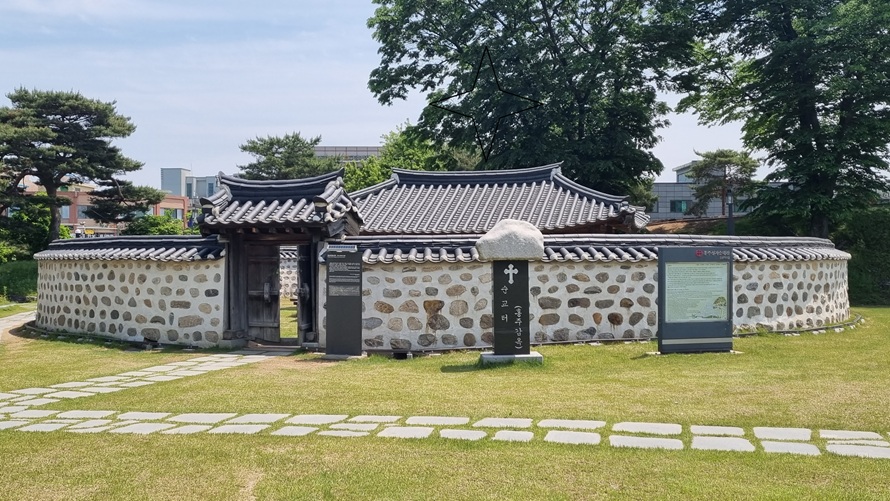 복원된 홍주옥입니다.