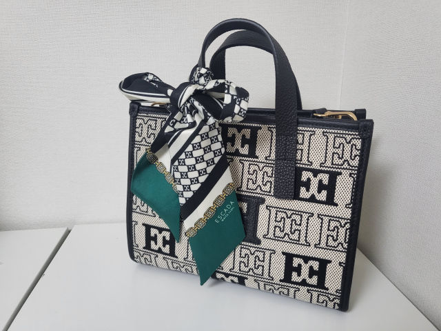 에스까다 자카드 토트백 블랙 후기