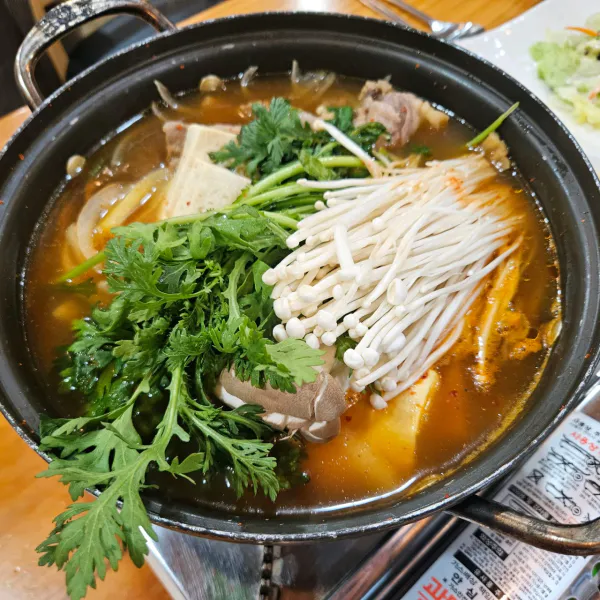 생생정보 우와한 식당 수제 가마솥 두부버섯전골 음식점 위치