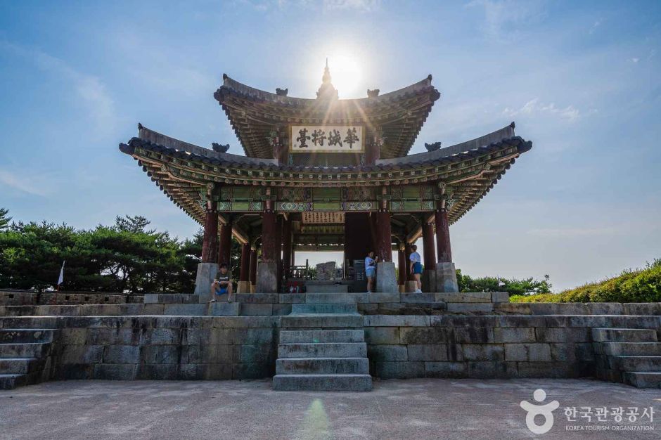 효원의 서장대 전면