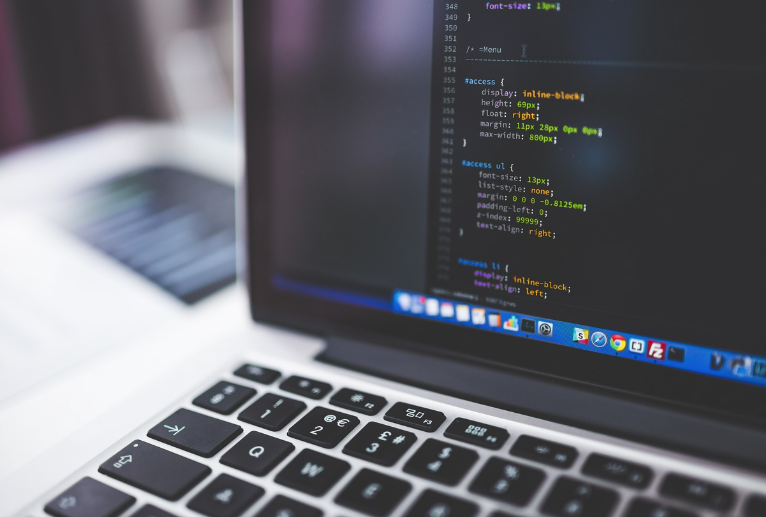 노코드로 창업하기 – IT 비전공자를 위한 앱·웹 제작 방법 2025 버전