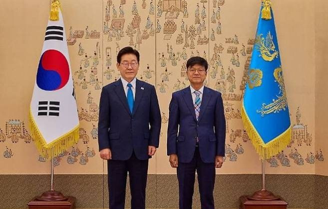 청와대 사퇴 권고: 이병태 규제합리화부위원장 논란 총정리! 나이, 고향, 학력, 전 카이스트 교수 경력, 5.18 성역 발언 파장 및 연관검색어 진상 진단