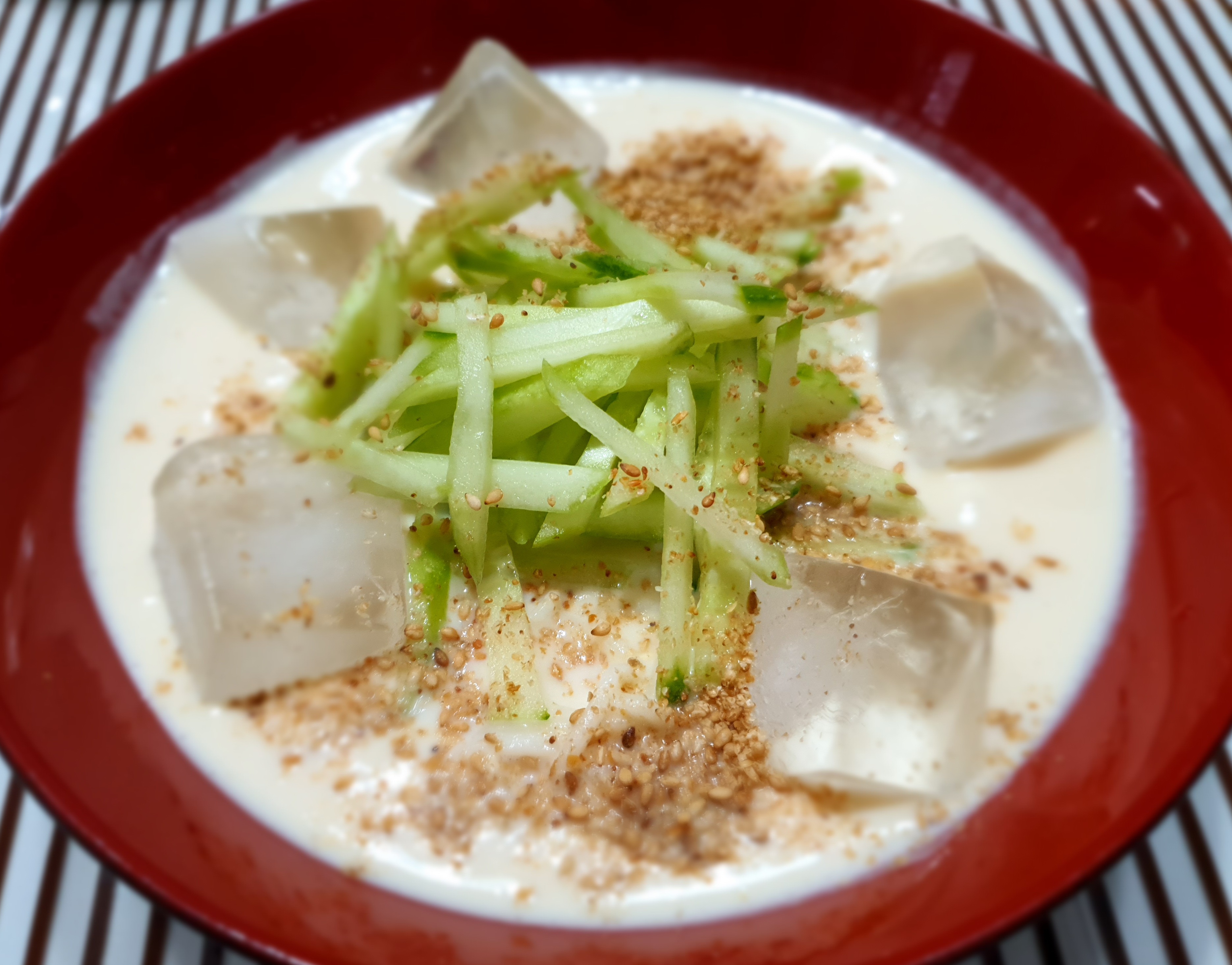 한-그릇에-500ml의-콩물이-필요합니다.