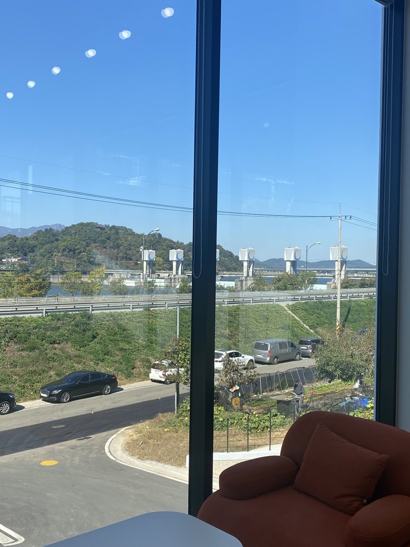 카페-1층