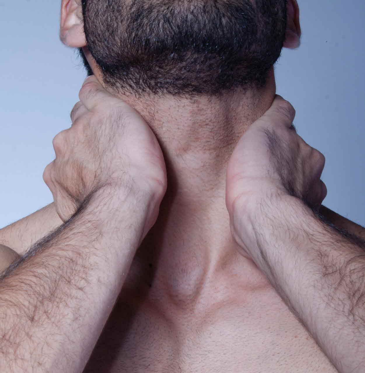 계속 피곤하고 무기력하다면? 갑상선기능저하증