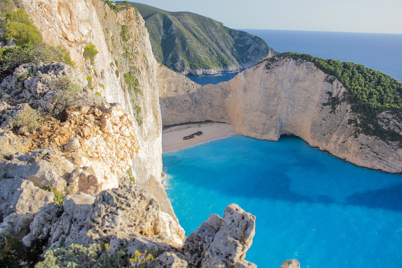 나바지오 비치(Navagio Beach),