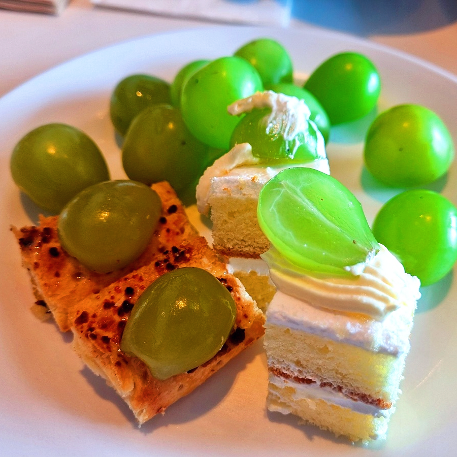 서울 롯데몰&amp;#44; 롯데백화점 김포공항점: 2024 크리스마스 대형 트리&amp;#44; 애슐리퀸즈 예약&amp;#44; 무료 주차 방법