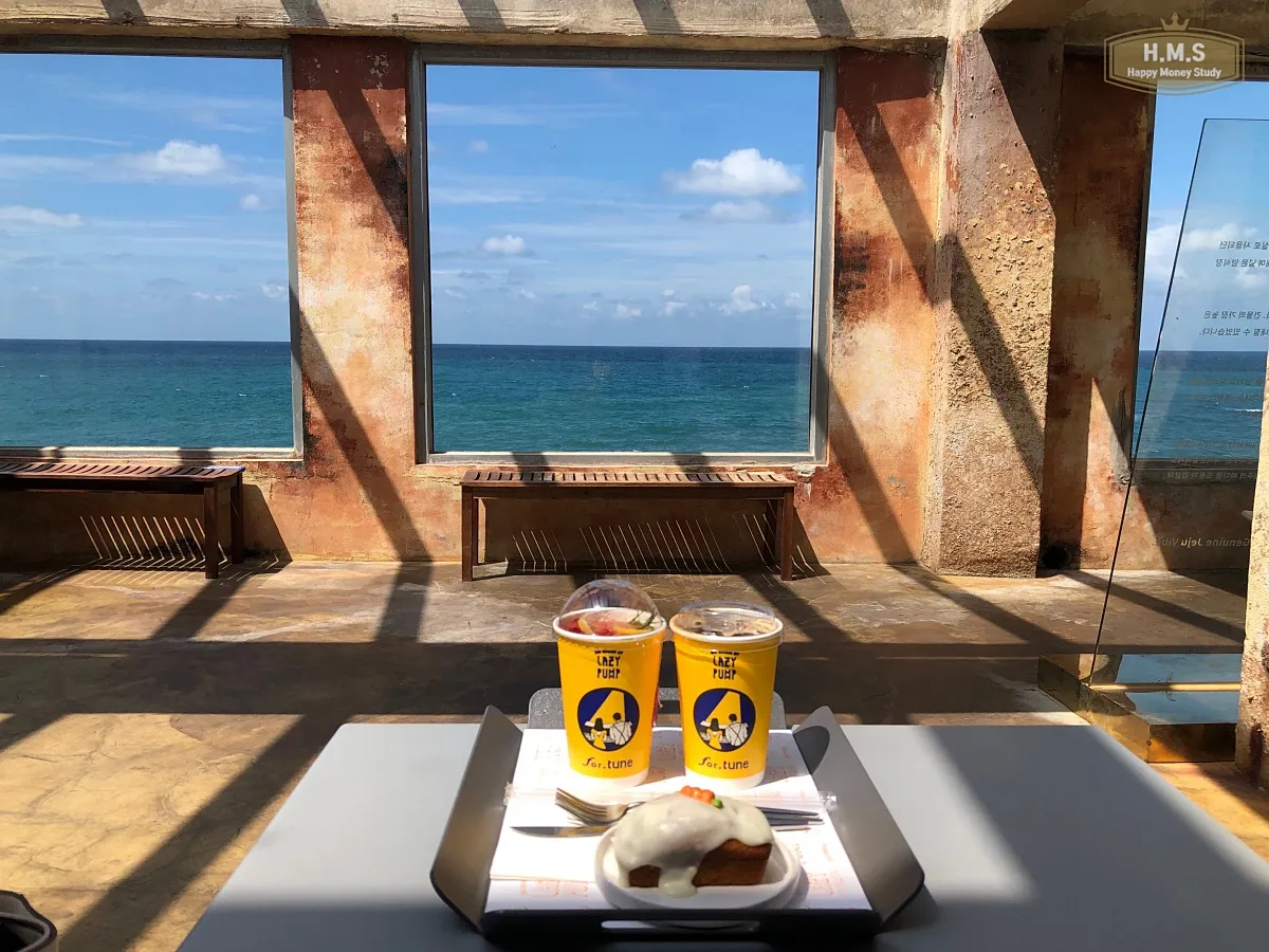 제주도-애월-카페-레이지펌프-오션뷰와-커피