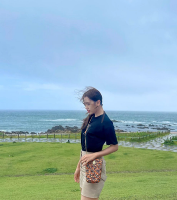 안유진