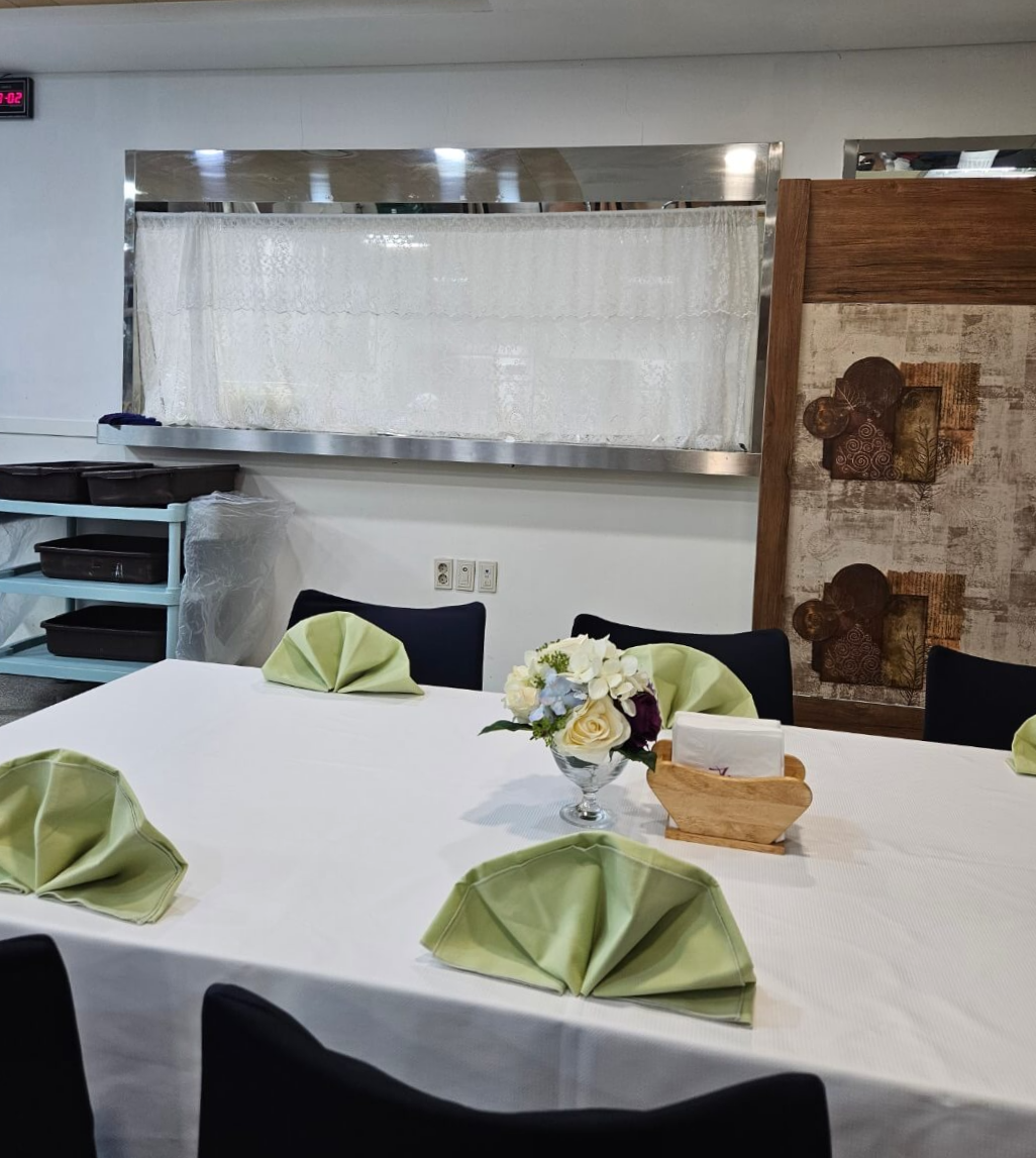 부페아리스_내부사진